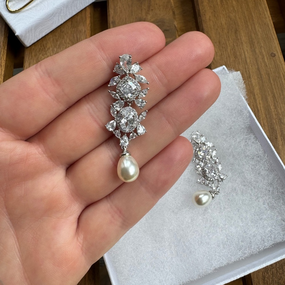 NEW chandelier Earrings - Bridal - Cubic Zirconia and Pearl